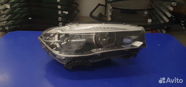 Фара правая BMW X5 F15