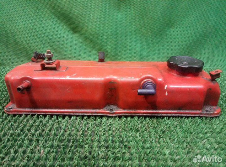 Крышка клапанов Mitsubishi Lancer CJ1A 4G13