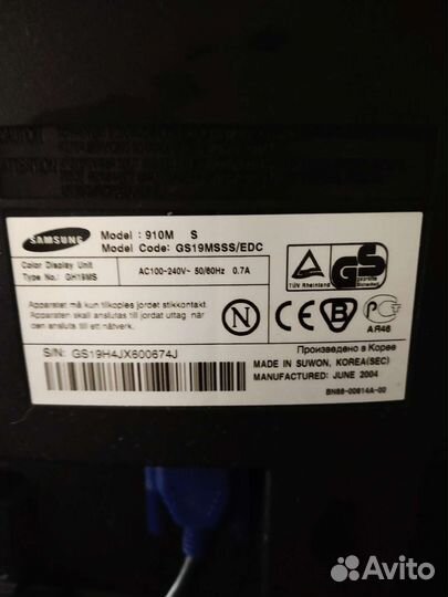 Монитор Samsung syncmaster910м