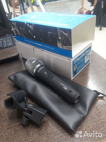 Динамический микрофон для караоке alctron pm05