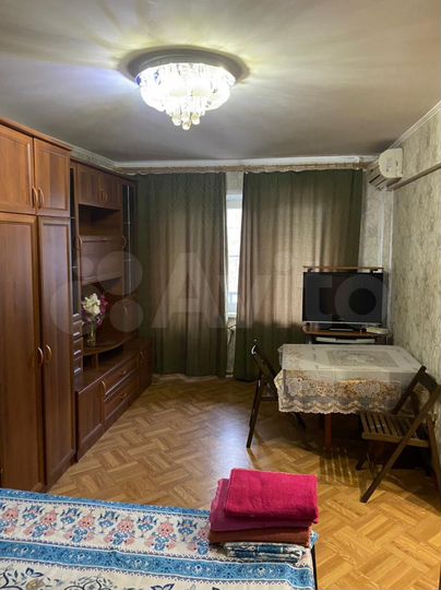 1-к. квартира, 54 м², 2/5 эт.