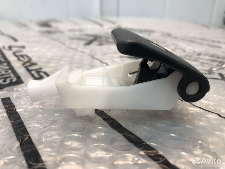 Ручка открытия капота Lexus Rx 3