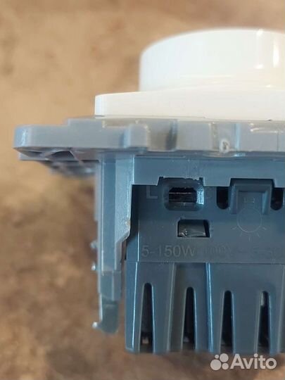 Продам светорегулятор диммер Legrand Etika