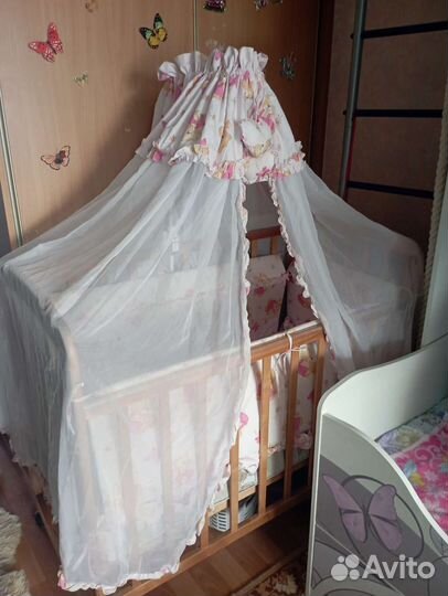 Кровать с балдахином