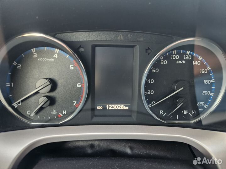 Toyota RAV4 2.2 AT, 2018, 123 028 км