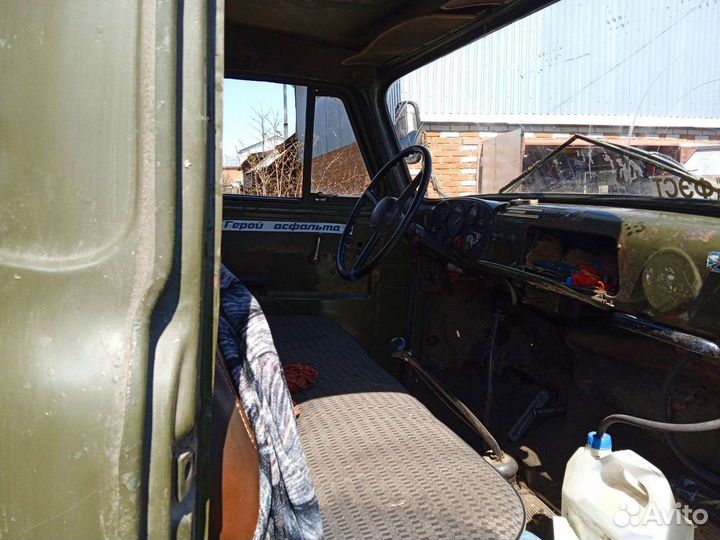 Запчасти на газ 52