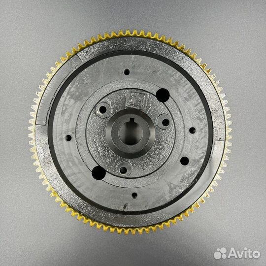 Маховик Yamaha 40X (C венцом для электростартера)