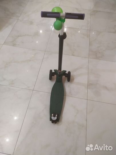 Продам детский самокат