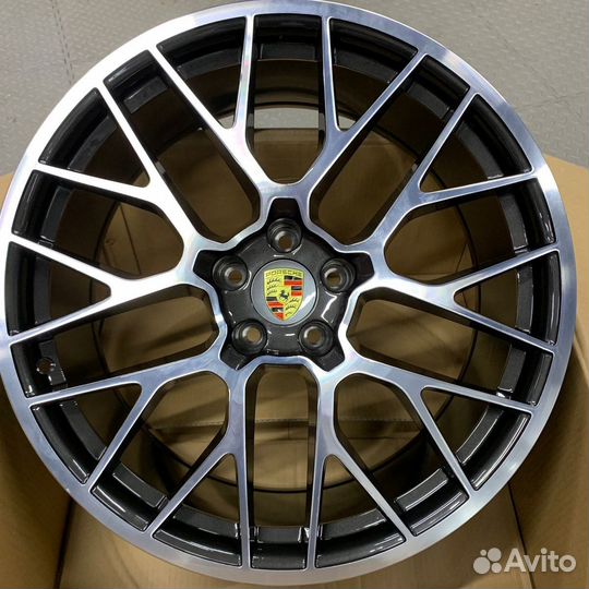 Диски на Porsche Macan Порше Макан R21