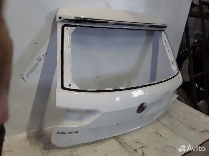 Дверь багажника задняя Volkswagen Tiguan 2 2017