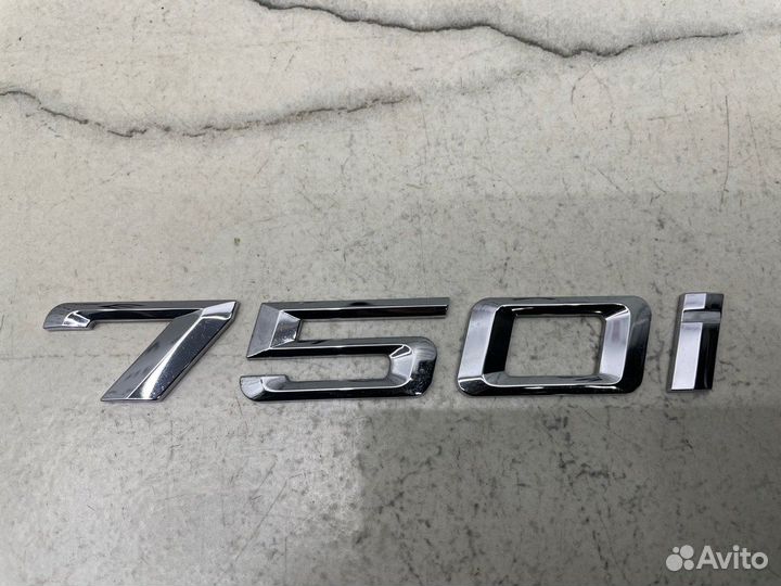 Шильдик 750i Bmw F01