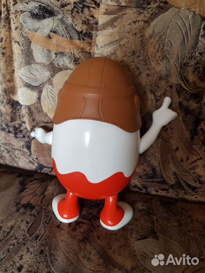 Игрушка настольная фигурка статуэтка киндер kinder