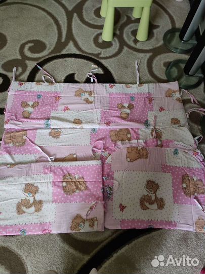 Бортики в кроватку