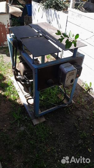 Деревообрабатывающий станок