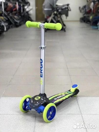 Трехколесный самокат