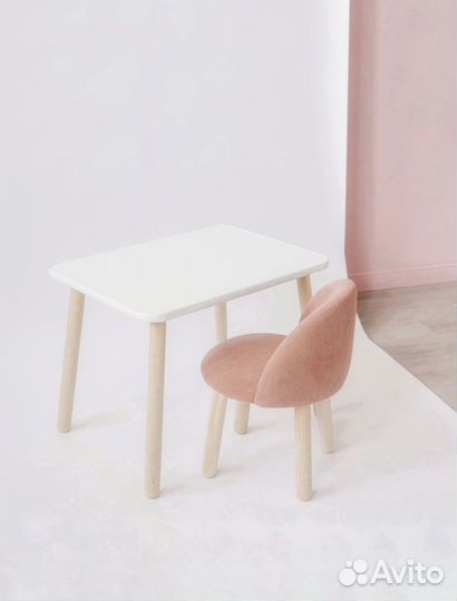 Столик со стульчиком
