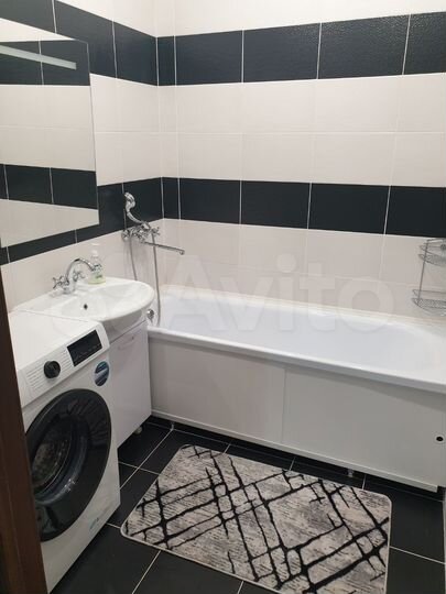 3-к. квартира, 83 м², 4/10 эт.