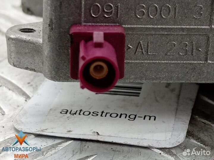 Усилитель антенны Audi A6 4F/C6 2008 8E0035456D