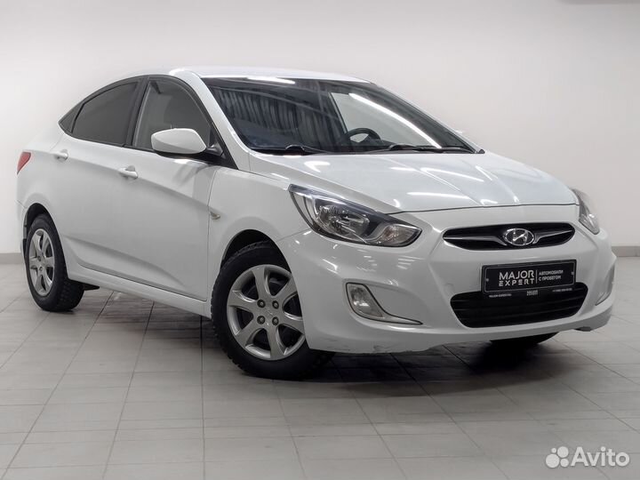 Hyundai Solaris 1.6 AT, 2012, 138 000 км