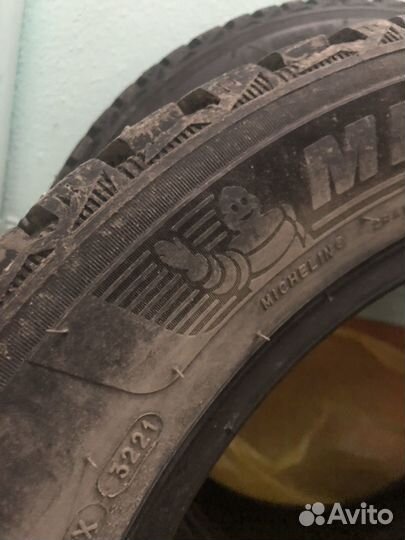 Michelin Latitude X-Ice North 2 + 215/55 R17