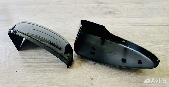 Накладка зеркала Volksvagen Passat B7