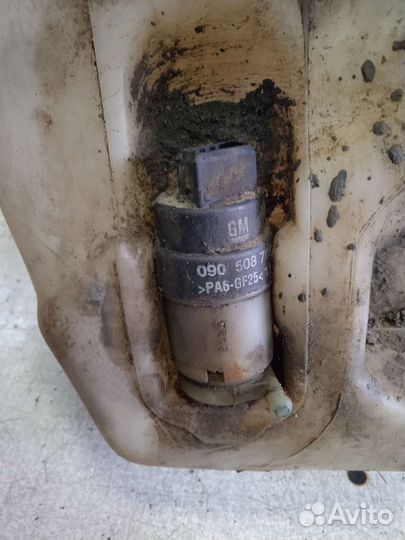 Бачок омывателя с мотором Opel Vectra b Опель