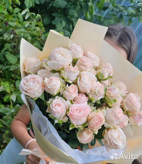 Доставка цветов и букетов