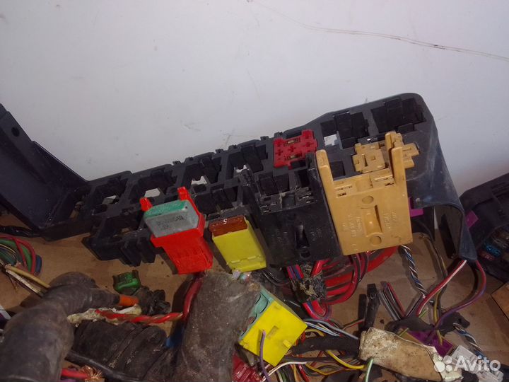 Разъем электропроводки Volkswagen Golf 3