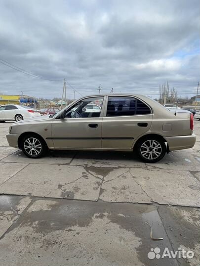 Hyundai Accent 1.5 AT, 2005, 320 000 км