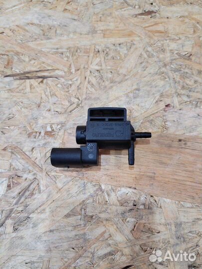 Клапан электромагнитный Volkswagen Passat B6 (2005