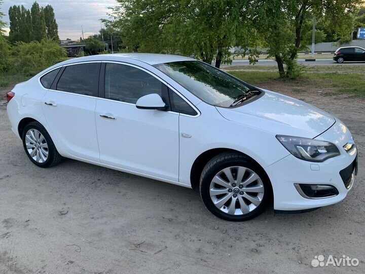 Opel Astra 1.4 AT, 2013, 108 000 км