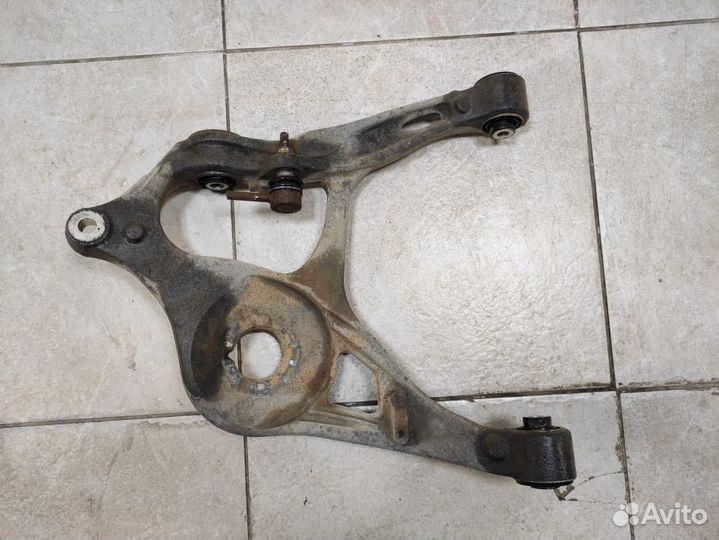 Рычаг задний нижний правый Mercedes-Benz M-Сlass M