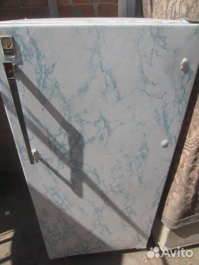 Холодильник S