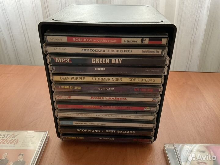 Компакт-диски. Музыка (CD)