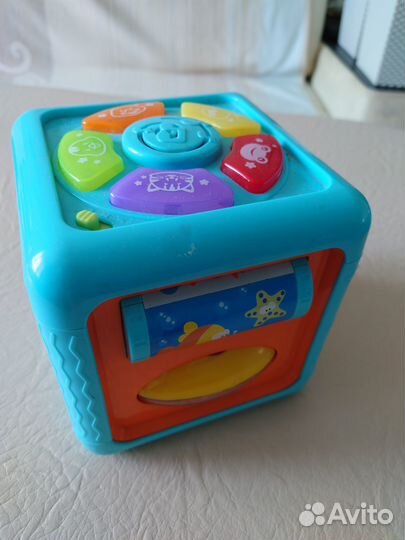 Интерактивный куб для малышей