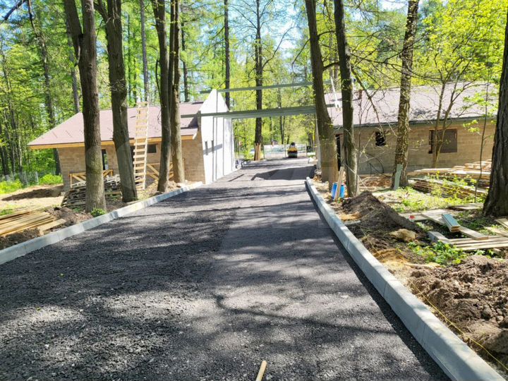 Коттедж 185 м² на участке 9 сот.