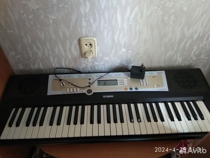 Электронное пианино yamaha
