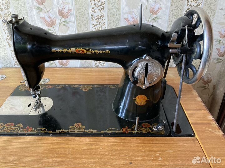 Швейная машина пмз им калинина