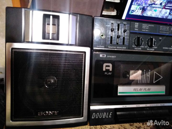 Переносная магнитола Sony CFS-W365S