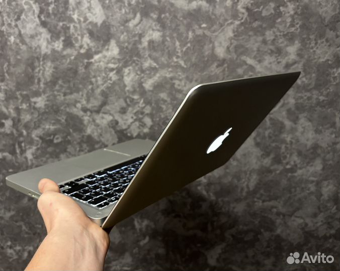 Для работы и учебы Apple MacBook Pro 13 i5 SSD 378