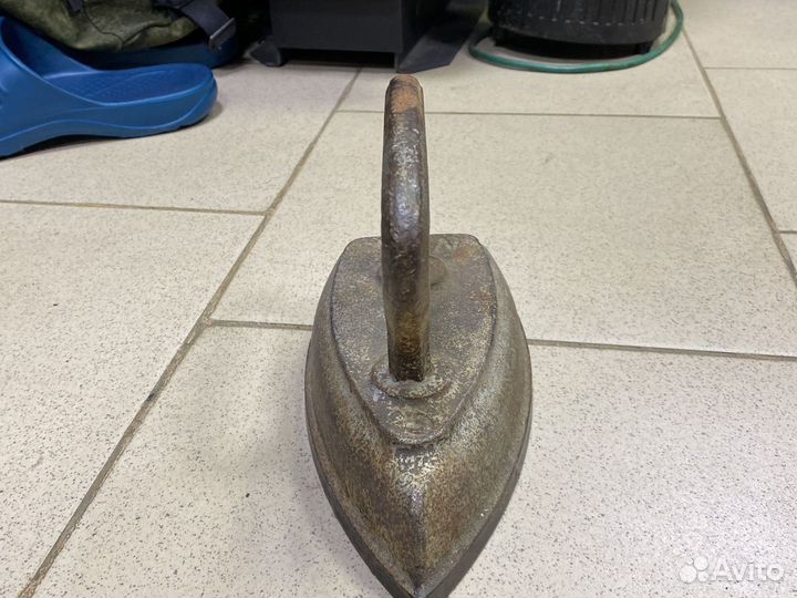 Старинный утюг СССР