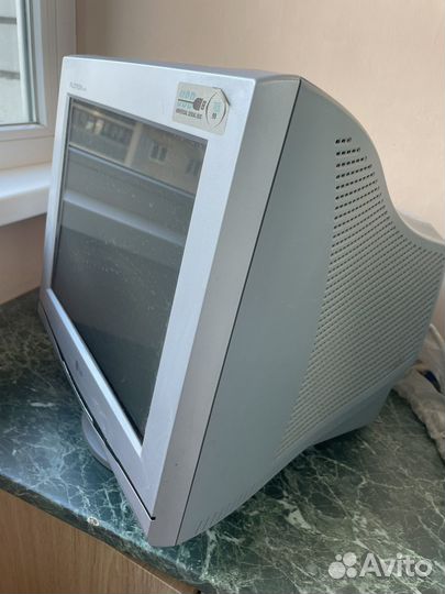 Монитор для компьютера LG