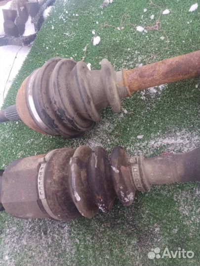 Привод передний Renault Laguna 1 1.6 16V K4M720