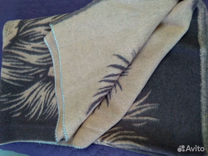 Одеяло шерстяное