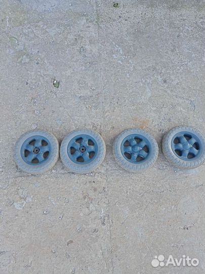 Колеса от коляски