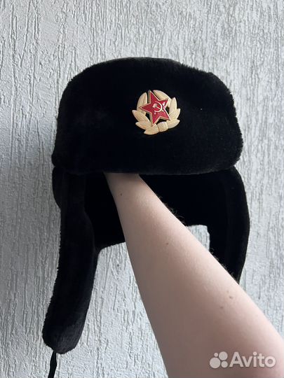 Шапка-ушанка с гербом СССР