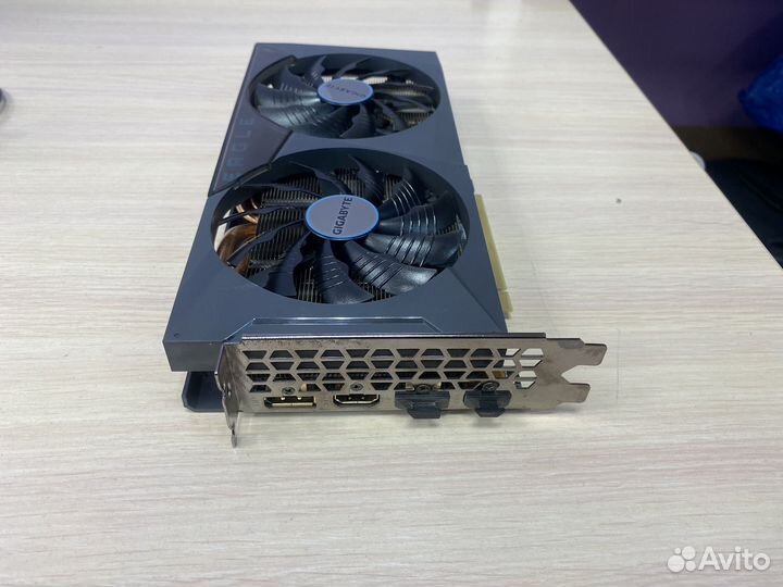 Gigabate eagle RTX 3060ti (samsung)