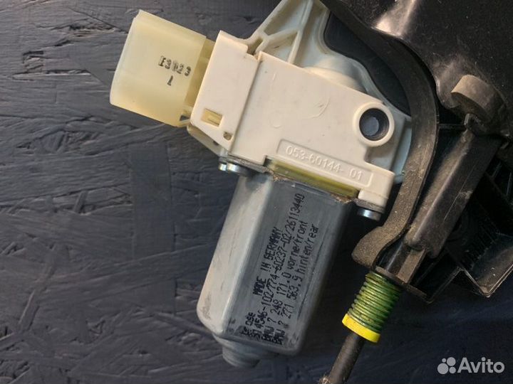 Стеклоподъемный механизм передний левый Bmw 520I