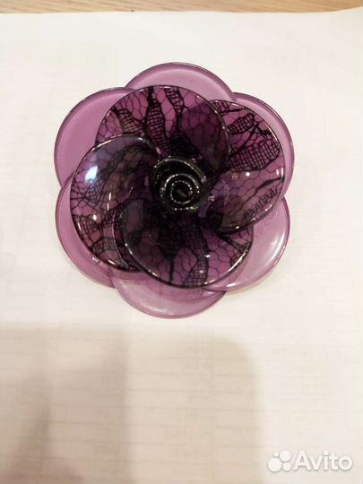 Брошь цветок