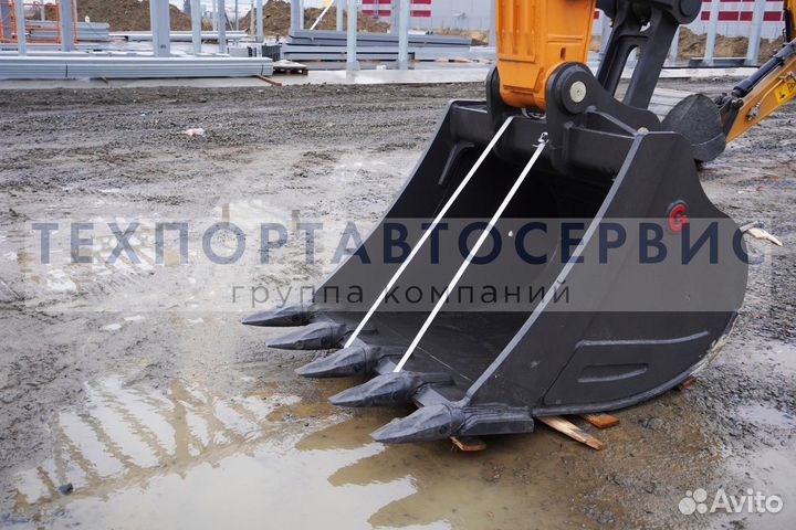 Гусеничный экскаватор CASE CX300C, 2023